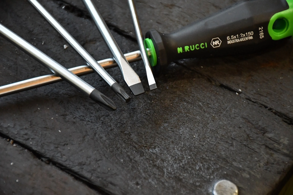 (FE) DESTORNILLADOR RUCCI PL 6,5X1,2X150