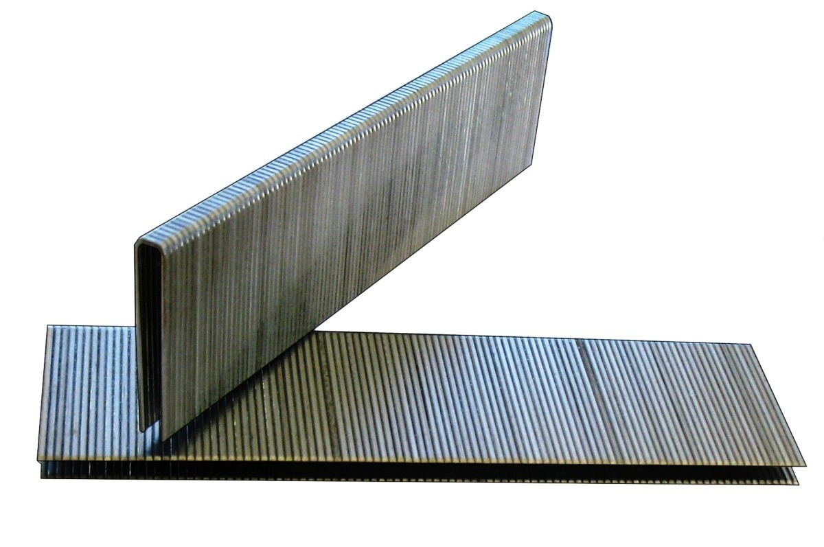 (FE) GRAPA U 5,7 X 25 MM (5000 PZ) - 9025